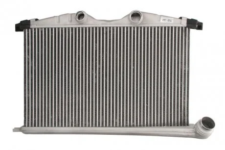 Інтеркулер THERMOTEC DAC021TT