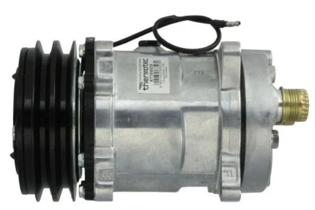 Компресор кондиціонера (R134a) NEW HOLLAND TN 60 DA 2WD, TN 60 DA 4WD, TN 60 SA, TN 65 F, TN 70 DA 2WD, TN 70 DA 4WD, TN 75 DA 2WD, TN 75 DA 4WD, TN 75 FA 2WD, TN 75 FA 4WD, TN 85 FA 2WD THERMOTEC KTT090236