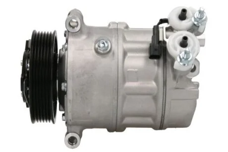 Компресор кондиціонера JAGUAR XF I, XF SPORTBRAKE, XJ, XK II, LAND ROVER DISCOVERY IV, RANGE ROVER III, RANGE ROVER SPORT I 4.2/4.4D/5.0 02.08- THERMOTEC KTT090280