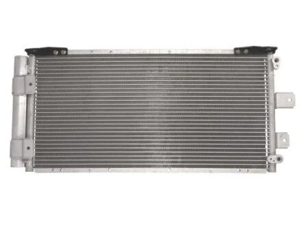Радіатор кондиціонера THERMOTEC KTT110155 (фото 1)