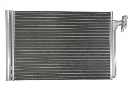 Радиатор кондиционера THERMOTEC KTT110587 (фото 1)