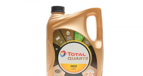 Моторное масло Quartz Ineo First 0W-30 синтетическое 4 л TOTAL 213834