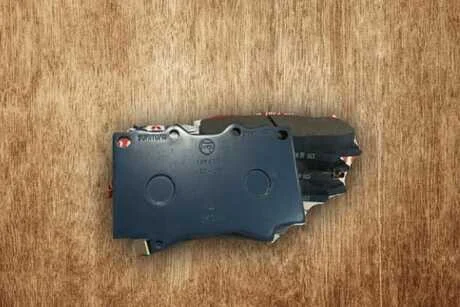 Колодки дискового тормоза TOYOTA 04465-YZZCM