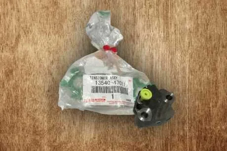 Натяжитель цепи грм TOYOTA 1354047011