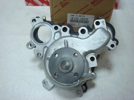 Насос водяной TOYOTA 1610039555