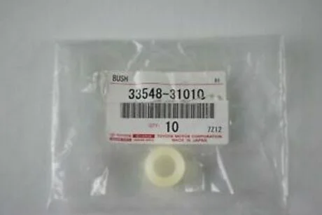 Втулка рычага переключения передач TOYOTA 3354831010