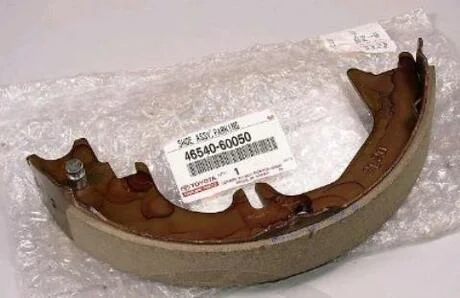 Колодка стояночного тормоза TOYOTA 4654060050