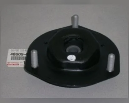 КРЕПЛЕНИЕ АМОРТ ПЕРЕДН LEXUS RX 300/330/350 03-/400H 05- TOYOTA 48609-48020