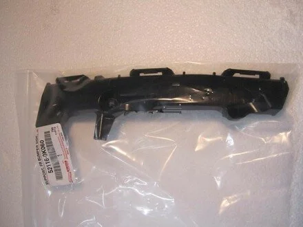 Кронштейн бампера TOYOTA 521160K060