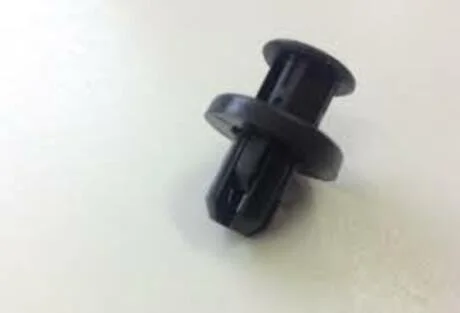 Клипса крепежная TOYOTA 9046710216