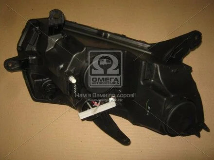 Фара пра. REN LOGAN 13-17 TYC 20-E819-05-2B