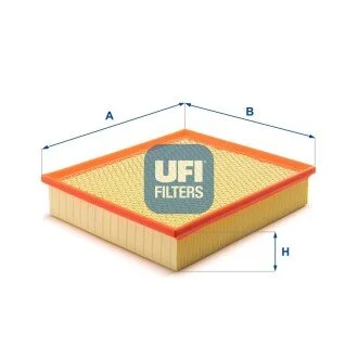 Воздушный фильтр UFI 30.100.00