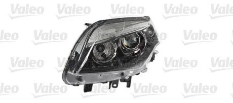 Фара автомобильная Valeo 044540