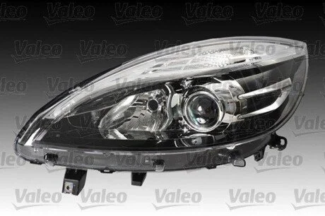 Фара автомобільна Valeo 044763