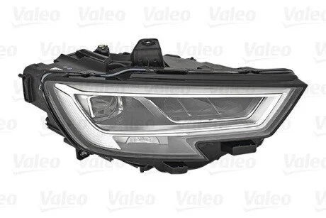 Фара автомобильная Valeo 046833