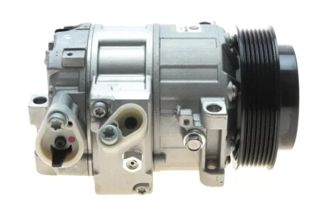 Компресор кондицiонера Valeo 813137
