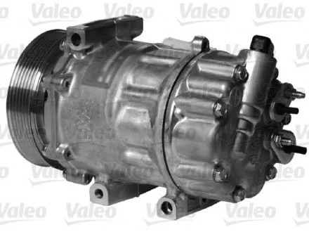 Компресор кондицiонера Valeo 813161