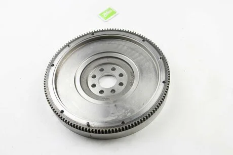 Маховик (сплошной/с комплектом сцепления) T4 2.4D/2.5TDI (AJT)(+выжимной) Valeo 835003