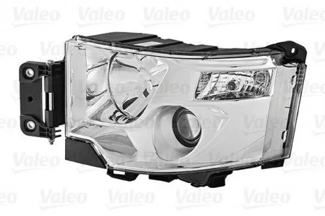 Фара автомобільна Valeo 89368