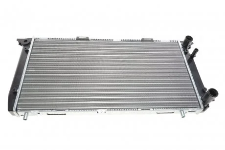 Радиатор AUDI80/90/COUPE MT 86-94 Van Wezel 03002047