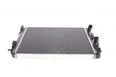 Радиатор KANGOO/KUBISTAR MT 01- Van Wezel 43002309