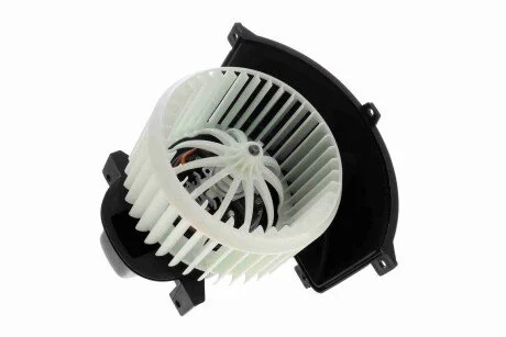 WENTYLATOR NAGRZ.VW AMAROK 10- VEMO V10030004