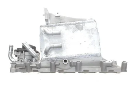 Клапан EGR с интеркуллером Skoda Octavia 1.6D (14-)/Audi A3,A4,A5,Q5 2.0D (13-) Vika 11291799601 (фото 1)