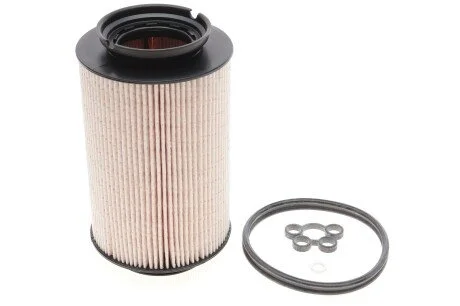 Фильтр топливный (PE 973) WIX FILTERS WF8308