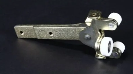 Фото 1 - ролик бок. двери Zilbermann 02047 Ролик бок. двери Zilbermann 02047 (фото 1)