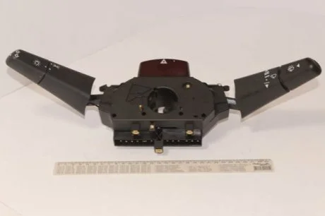 Перемикач світла Zilbermann 04501 (фото 1)